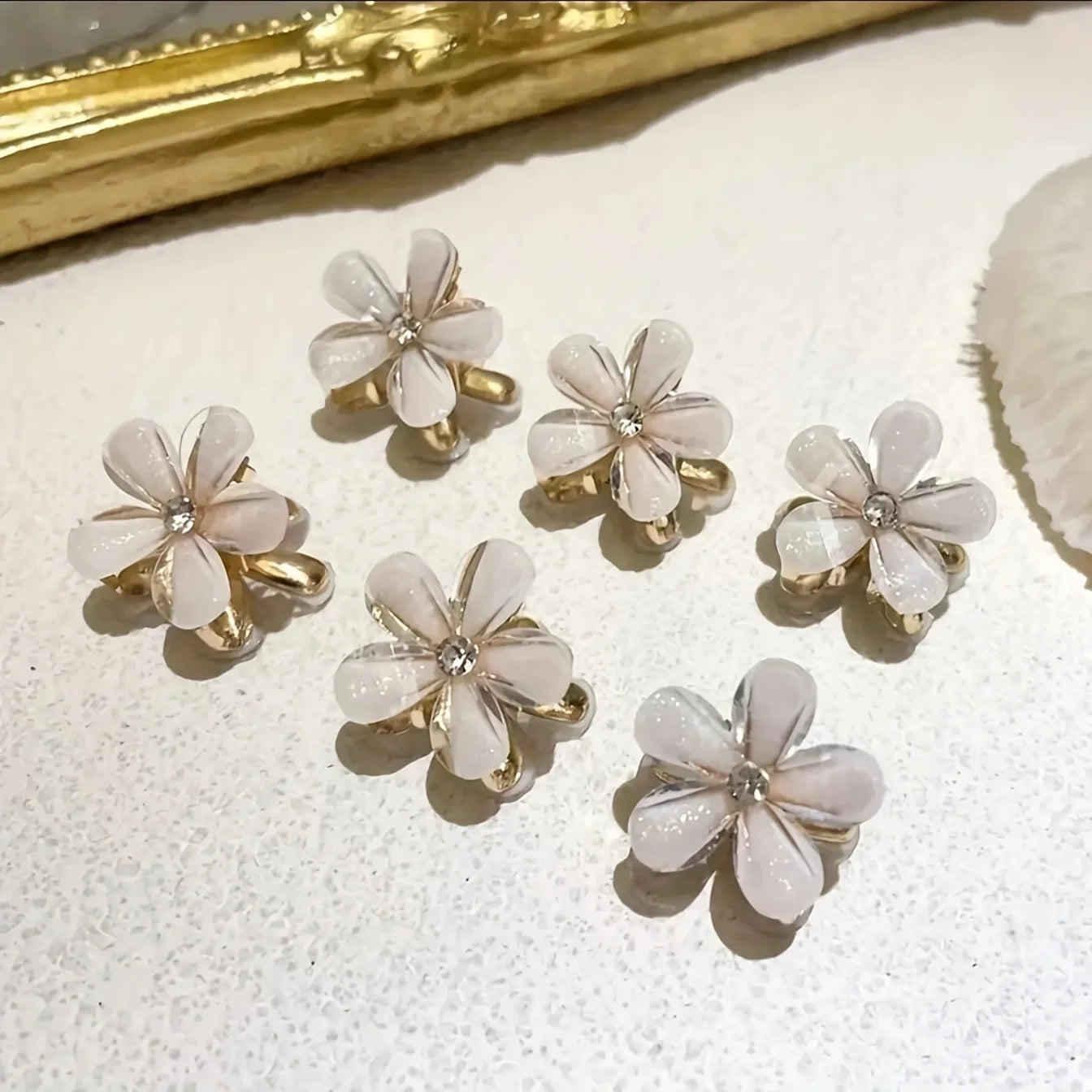 Pinces à cheveux fleuries avec perles – Lot de 1, 3 ou 6 pièces