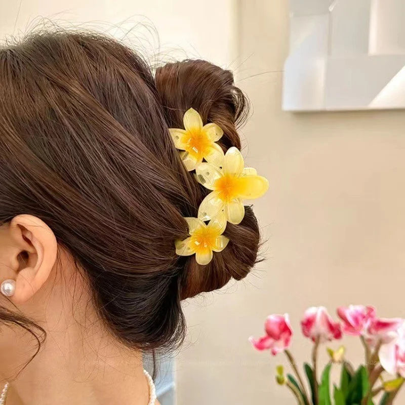 Grande pince à cheveux fleur – Élégante & colorée