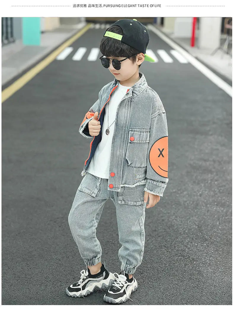 Ensemble Survêtement Garçon – Look Denim Sport Chic (3 à 13 ans)